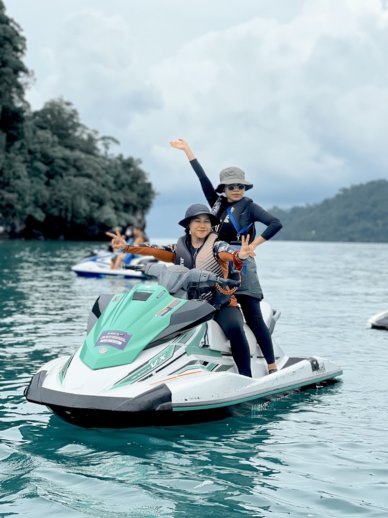 Seeman Watersports - Seeman Watersports, Beach by Dataran Cenang Dataran Cenang, Jalan Pantai Chenang, Mukim Kedawang, 07000 Langkawi, Kedah, Malaysia