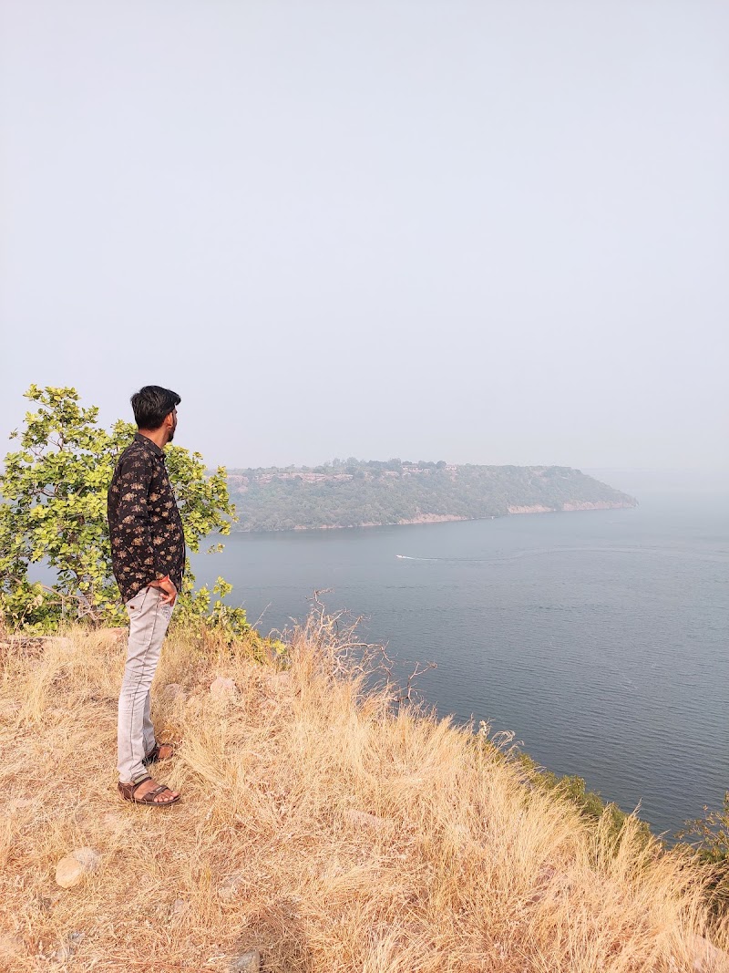 Chaurasigarh Fort, Gandhisagar - Chaurasigarh Fort, Gandhisagar, JJV3+CC6, Nimbod, Madhya Pradesh 458775, India