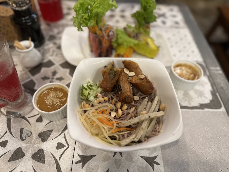 Shala Vegan House - Shala Vegan House 87 87/16, Nguyễn Du, Hải Châu, Đà Nẵng 550000, Vietnam