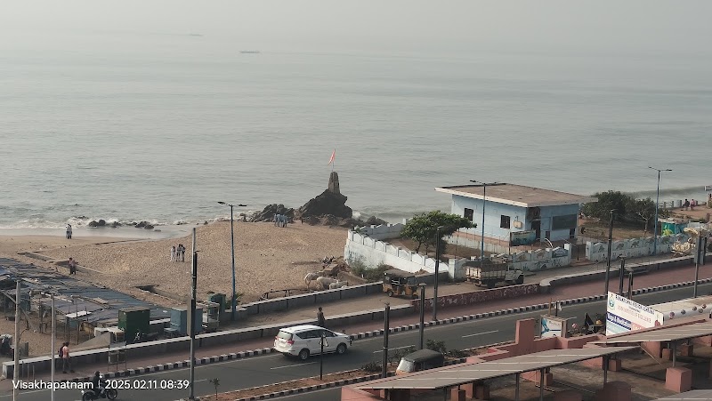 Bay view guest house - Bay view guest house, P869+P4X, Vutagedda Rd, Pandurangapuram, Visakhapatnam, Andhra Pradesh 530003, India