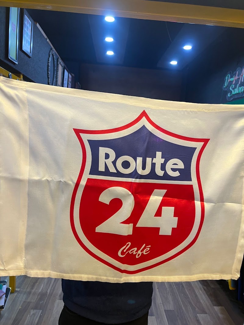 Route 24 Café - Sunset Soirée - Route 24 Café - Sunset Soirée, Curve 23, Hamta Road, Sethan, Manali, Himachal Pradesh 175143, India