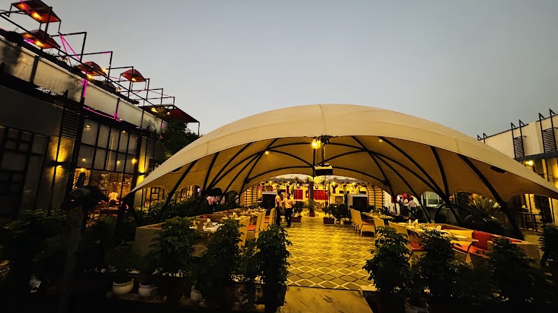 Gulabi Nagari Restaurant & banquet - Gulabi Nagari Restaurant & banquet C-13, Sawai Jai Singh Hwy, Bani Park, Jaipur, Jaipur Nagar Nigam Area, Rajasthan 302016, India