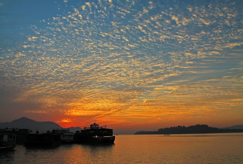 Brahmaputra Cruise Pvt. Ltd. - Brahmaputra Cruise Pvt. Ltd. ALFRESCO GRAND, MG Rd, near Shree Hanuman Mandir, Uzan Bazar, Guwahati, Assam 781001, India
