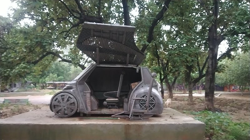 Subhash Chandra Bose Park(HUDA PARK) - Subhash Chandra Bose Park(HUDA PARK) F3F3+W9C, Sector 14, Gurugram, Haryana 122007, India