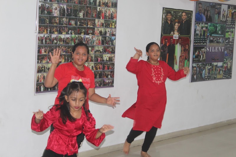 Dandiya.com Garba Class - Dandiya.com Garba Class, Millenium Park, Karadva Gam, Surat, Gujarat 394210, India