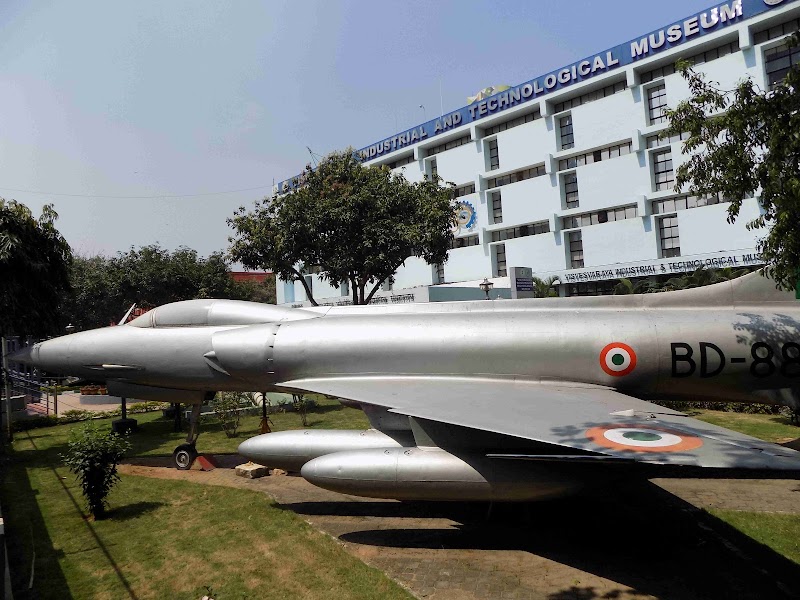 Visvesvaraya Industrial & Technological Museum - Visvesvaraya Industrial & Technological Museum 5216, Kasturba Rd, near Chinna Swamy Stadium, Ambedkar Veedhi, Bengaluru, Karnataka 5, India
