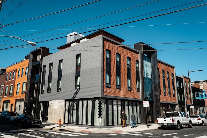 Sosuite at The Queen - Queen Village