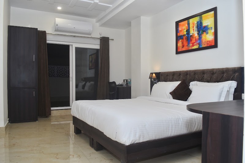 Hotel Centrum Kota - Hotel Centrum Kota 1-A, opp. Government Commerce College, New Rajeev Gandhi Nagar, Sector - A, Talwandi, Kota, Rajasthan 324005, India