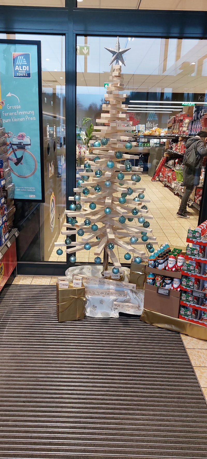 ALDI SUISSE - ALDI SUISSE, Thunstrasse 29c, 3770 Zweisimmen, Switzerland