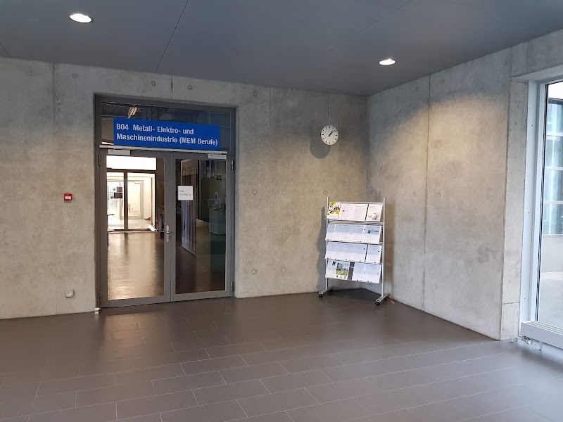 Weiterbildungszentrum Lenzburg - Weiterbildungszentrum Lenzburg Neuhofstrasse 36, 5600 Lenzburg, Switzerland