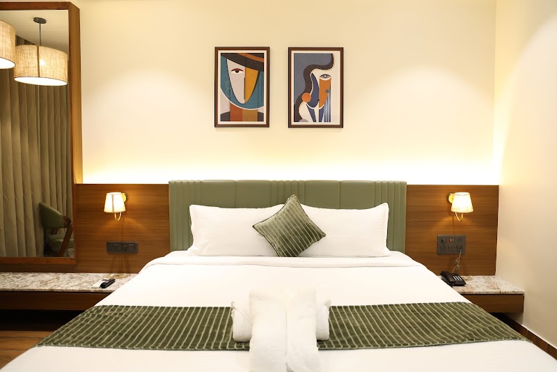 Hotel Shlok Inn - Hotel Shlok Inn, VCW5+6X7, Somnath Bypass Rd, near Somnath Railway station, Prabhas Patan, Somnath, Gujarat 362268, India
