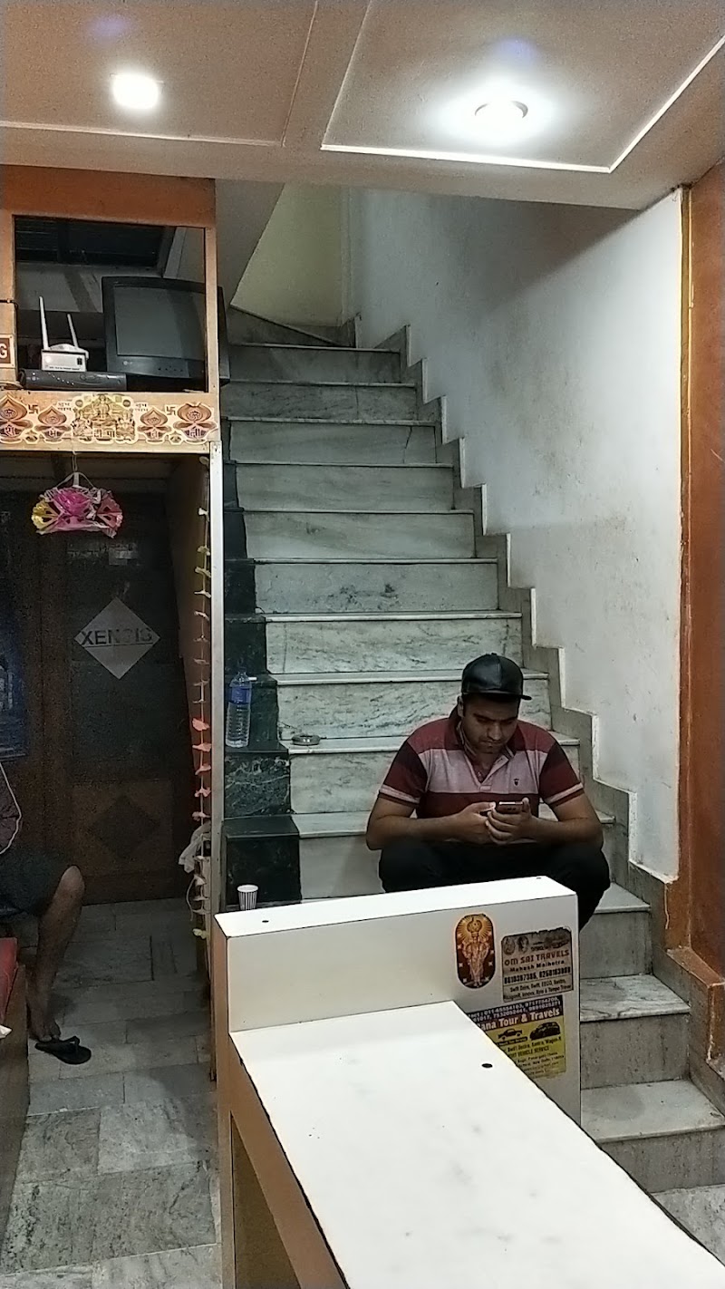 Mahesh Guest House - Mahesh Guest House, Shop No. T-316, General Market, Ramdwara Rd, near Khanna Cinema, Bazar Sangatrashan, Sidarth Basti, Bharat Nagar, Paharganj, New Delhi, Delhi 110055, India