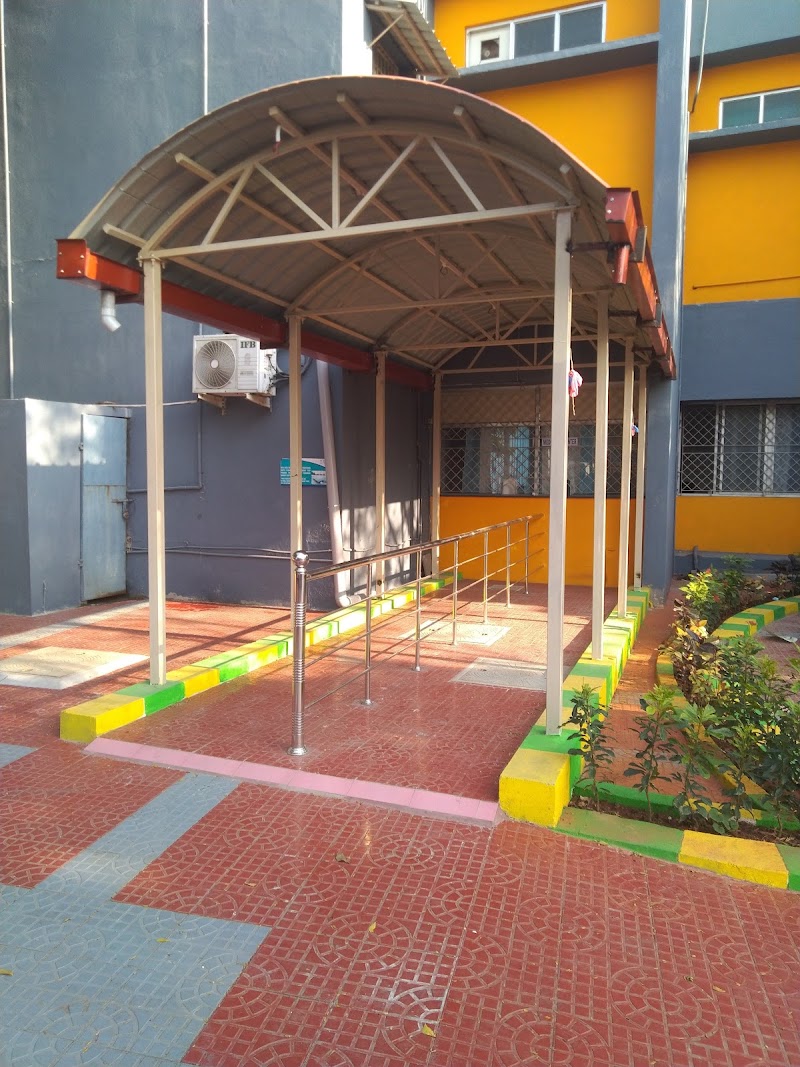 Valluvar kottam diagnostic center zone IX - Valluvar kottam diagnostic center zone IX 3, Arcot Rd, Tirumurthy Nagar, Nungambakkam, Chennai, Tamil Nadu 600034, India