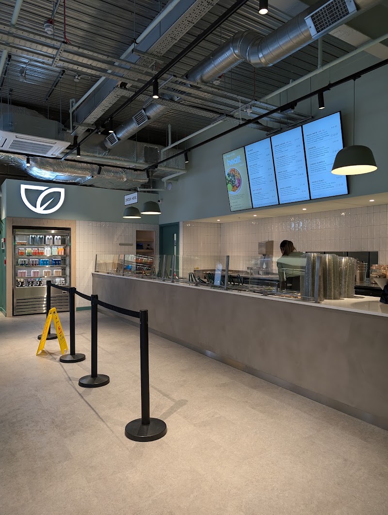 Urban Greens - London Wall - Urban Greens - London Wall 26 Copthall Ave, London EC2R 7DJ, UK