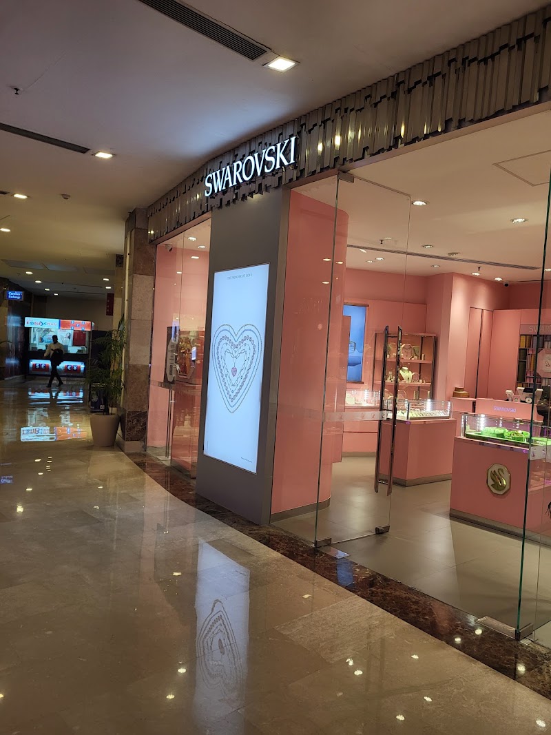 Swarovski - Swarovski G - 57, NH 48, Ambience Island, Nathupur, Sector 24, Gurugram, Haryana 122010, India