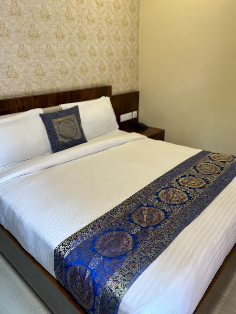 Ganga Darshan Hotel - Ganga Darshan Hotel 17 90, near Fish Market, Near Dashaswmedh Ghat, Bangali Tola, Varanasi, Uttar Pradesh 221001, India