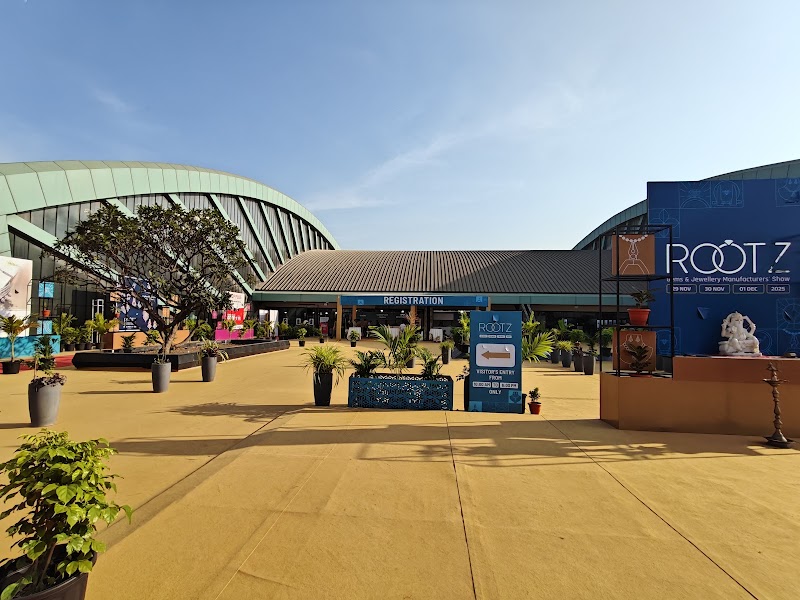 Surat International Exhibition & Convention Centre - Surat International Exhibition & Convention Centre, 146/B, Althan - Sarsana Rd, near Khajod, Chowkdi, Sarsana, Surat, Gujarat 395007, India