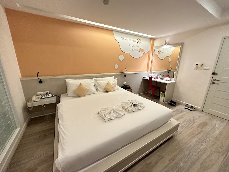 The Tint At Phuket Town - The Tint At Phuket Town 2, 11 Thanon Dibuk, Tambon Talat Yai, Maung, Chang Wat Phuket 83000, Thailand