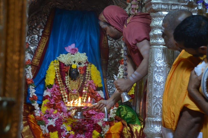 Shree Annapurna Mandir - Shree Annapurna Mandir, D 9, Annapurna Math Mandir, 1, Vishwanath Galli, Lahori Tola, Varanasi, Uttar Pradesh 221001, India