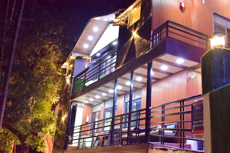 Rudhraksh Villa 4BR- Perfect Vacay Villa - Rudhraksh Villa 4BR- Perfect Vacay Villa Rest heaven estate cottage, 4, camel's Road, The Mall Road, Mussoorie, Uttarakhand 248179, India