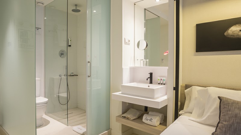 Hotel Denit Barcelona - Hotel Denit Barcelona Carrer d'Estruc, 24, Ciutat Vella, 08002 Barcelona, Spain