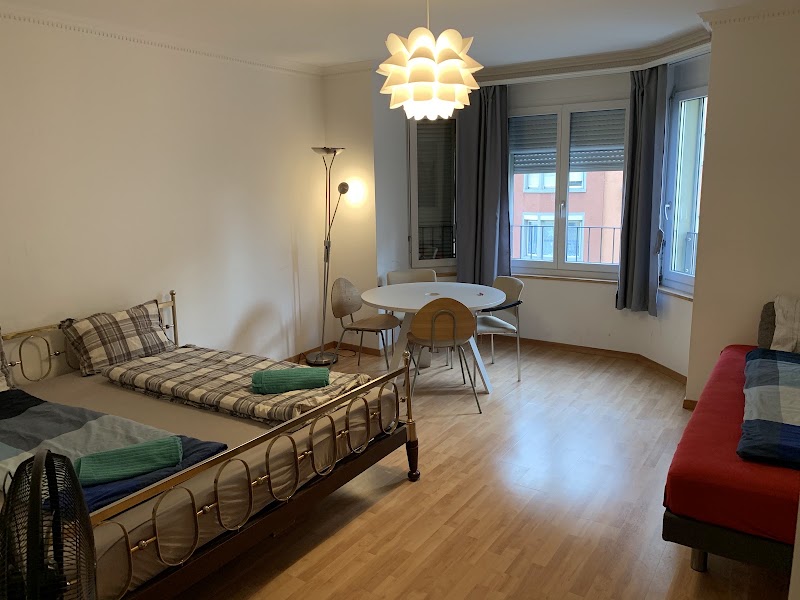 Homestay Zurich City - Homestay Zurich City Kanzleistrasse 228, 8004 Zürich, Switzerland