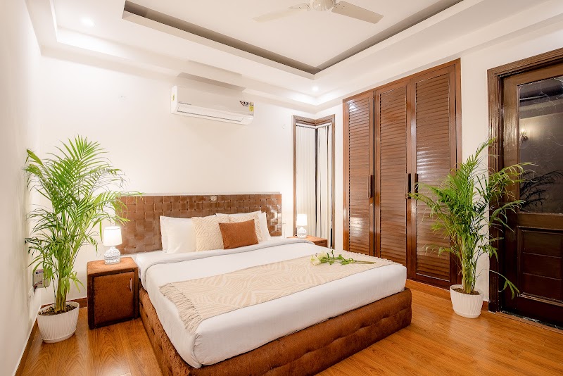 Bedchambers Serviced Apartments – South Extension - Bedchambers Serviced Apartments – South Extension, C173, behind Market, near McDonalds, South Extension II, Block C, New Delhi, Delhi 110049, India