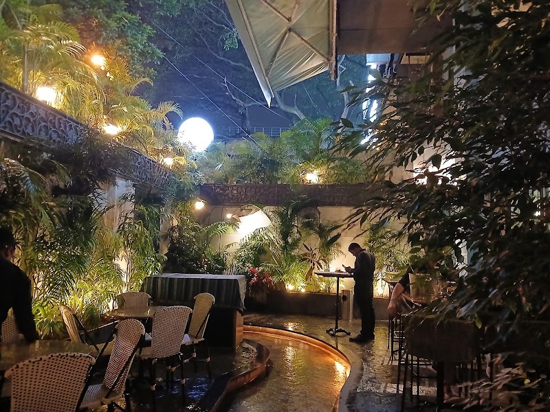 Daysie (MG Road) : All Day Casual Bar - Daysie (MG Road) : All Day Casual Bar Ground Floor, No. 18, Ramanashree Arcade, Mahatma Gandhi Rd, Craig Park Layout, Ashok Nagar, Bengaluru, Karnataka 560001, India