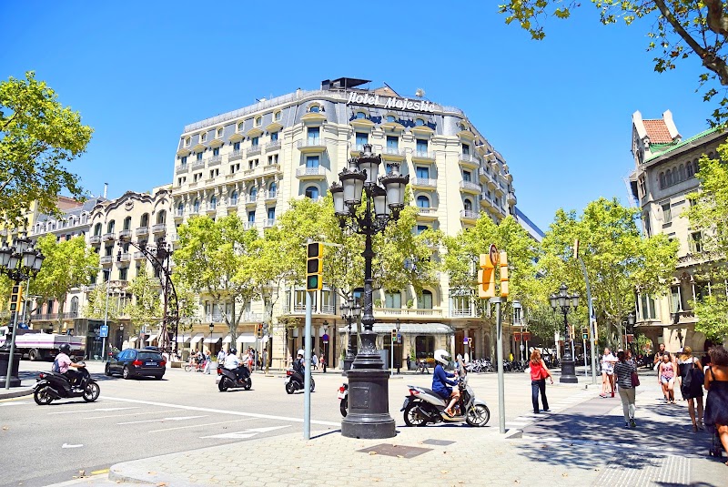 Barcelona Sotheby's International Realty - Real Estate - Barcelona Sotheby's International Realty - Real Estate P.º de Gracia, 41, 2º 1º Casa, Eixample, 08007 Amatller, Barcelona, Spain