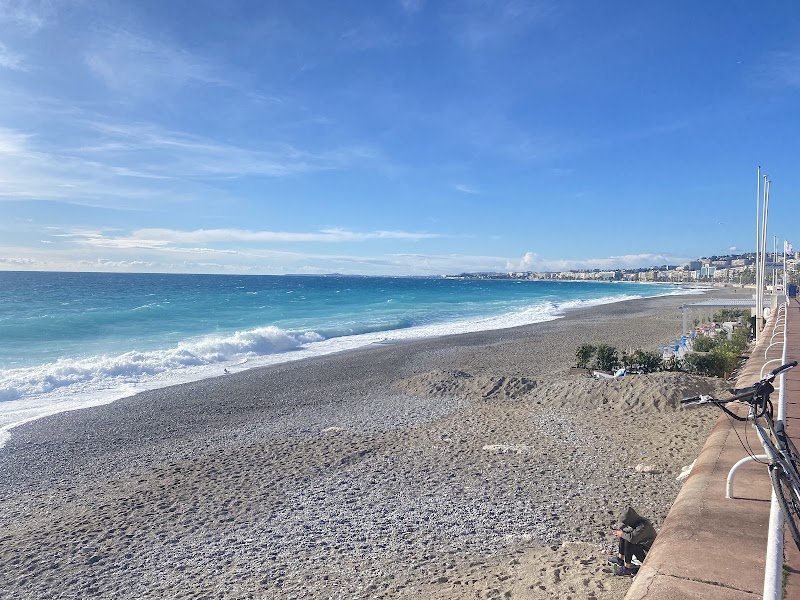 Plage Publique de Carras - Plage Publique de Carras 63 Prom. des Anglais, 06200 Nice, France