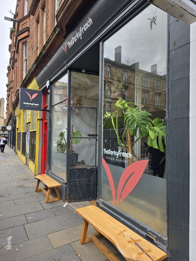 TheDorkyFrench vegan bakery - TheDorkyFrench vegan bakery 39 Parnie St, Glasgow G1 5RJ, UK