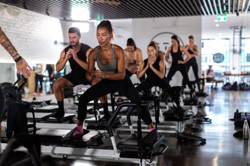 STRONG Pilates Warren Street - STRONG Pilates Warren Street, 154 Drummond St, London NW1 2PA, UK