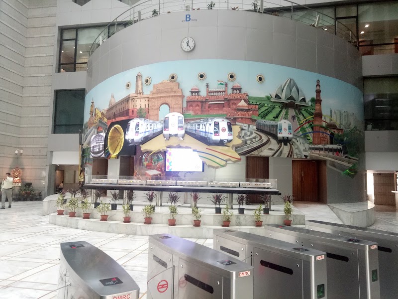 Metro Bhawan - Metro Bhawan 13, Barakhamba Ln, Fire Brigade Lane, Barakhamba, New Delhi, Delhi 110001, India