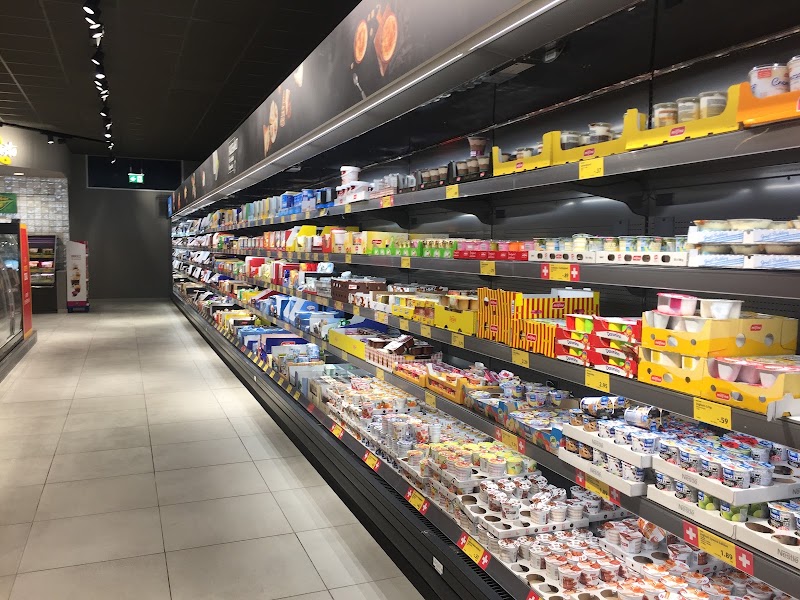 ALDI SUISSE - ALDI SUISSE Churerstrasse 12, 9470 Buchs, Switzerland