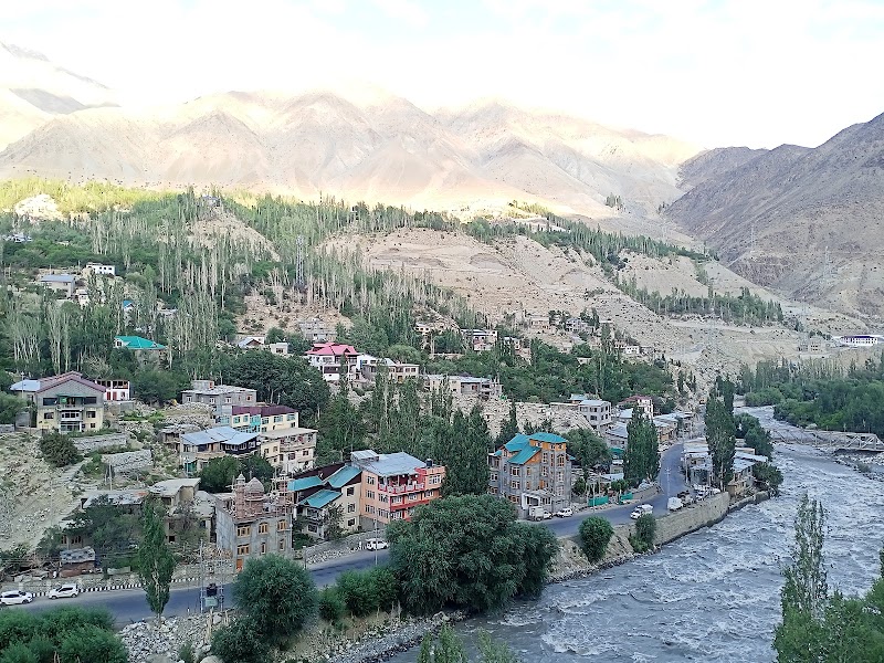 Silk Route Inn - Silk Route Inn, Adul Gound, Balti Bazar, Kargil, 194103