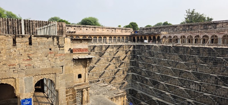 Chand Baori Park - Chand Baori Park 2J54+3C5, Abhaneri, Rajasthan 303326, India