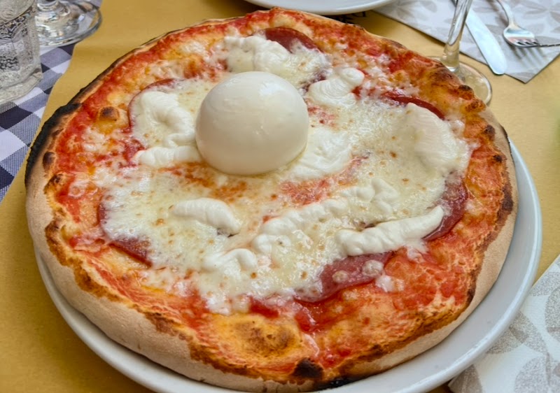 OSTERIA DA SAMU - OSTERIA DA SAMU Via del Colosseo, 72, 00184 Roma RM, Italy
