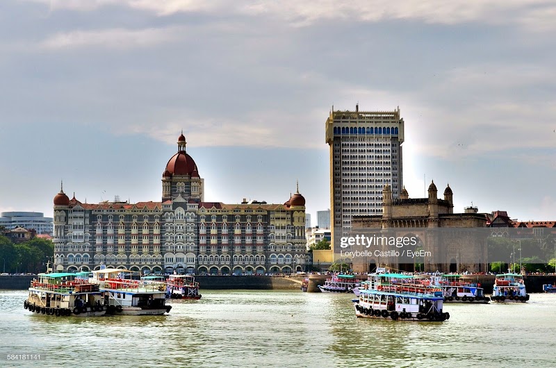 Palace Lounge - Palace Lounge 26, PJ Ramchandani Marg, Apollo Bandar, Colaba, Mumbai, Maharashtra 400001, India