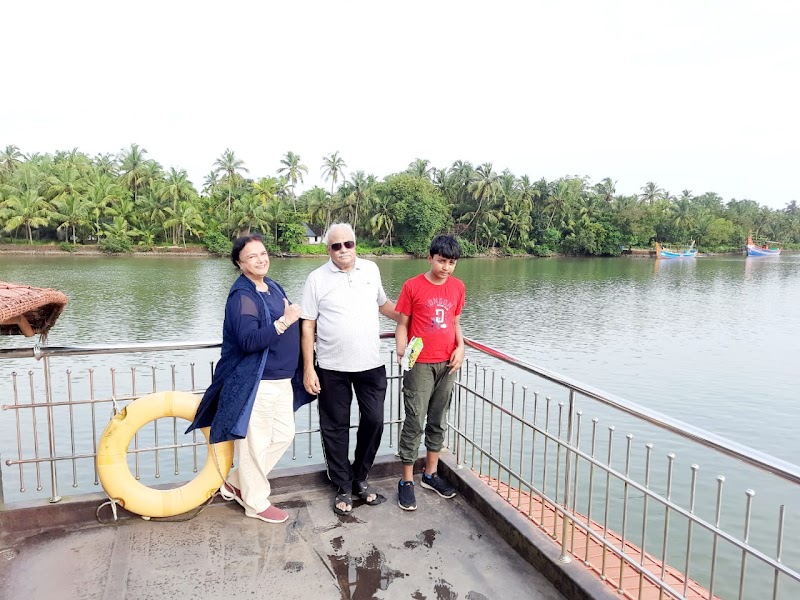 Houseboat Nileshwar - Houseboat Nileshwar, Kottappuram, Houseboat Nileshwar_Kottappuram, Bridge, Nileshwar, Kerala 671314, India