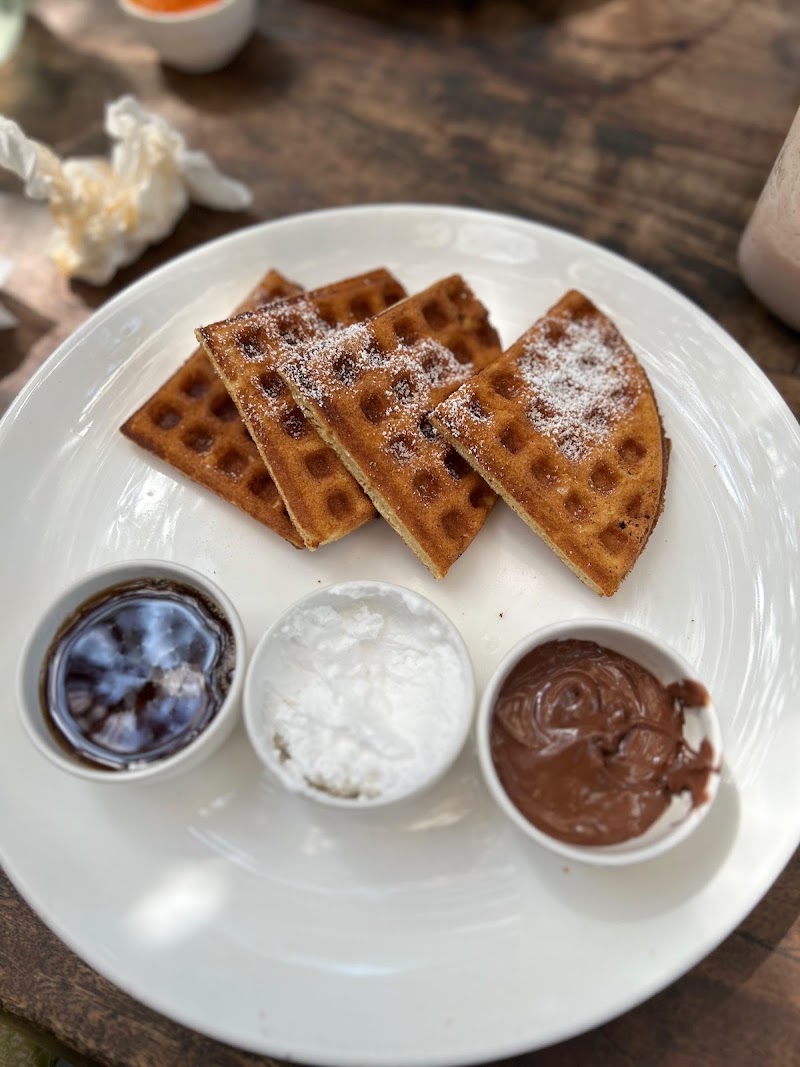 Autumn Leaf Cafe - Autumn Leaf Cafe, Plot no 823, Rd Number 41, CBI Colony, Jubilee Hills, Hyderabad, Telangana 500033, India