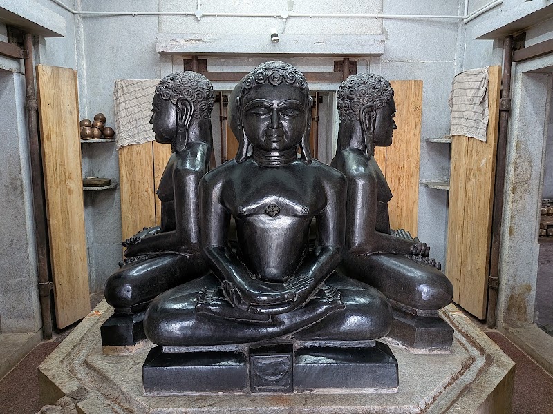 Shri Bettada Chaturmukha Digambara Jaina Basadi - Shri Bettada Chaturmukha Digambara Jaina Basadi, VJ7J+5P3, Kambadahalli, Karnataka 571802, India