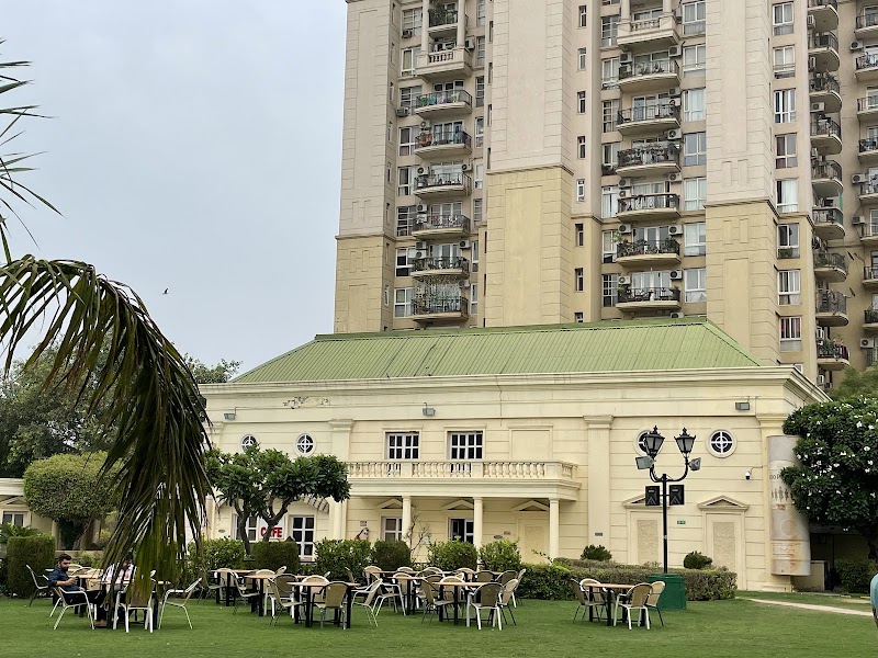 The City Club - The City Club, F38M+Q6M, Galleria Market, DLF Phase IV, Gurugram, Haryana 122009, India