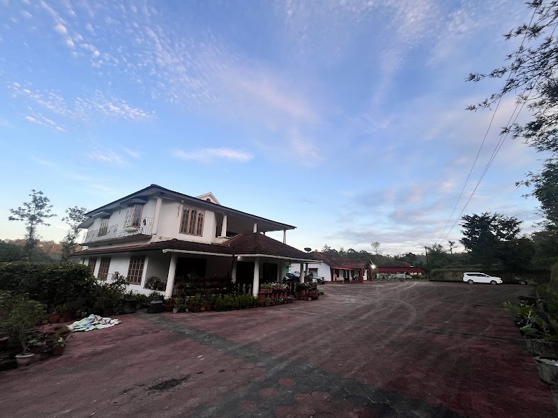 MOKSH FARMSTAY in Coorg-Bonfire-Coffee Plantation Visit-Local Home Food-River-6 km from Madikeri Town. - MOKSH FARMSTAY in Coorg-Bonfire-Coffee Plantation Visit-Local Home Food-River-6 km from Madikeri Town. Dada Farmstay Darshan Koruvanda Kadagadal Village, and, Post, Madikeri, Kadagadal, Karnataka 571248, India