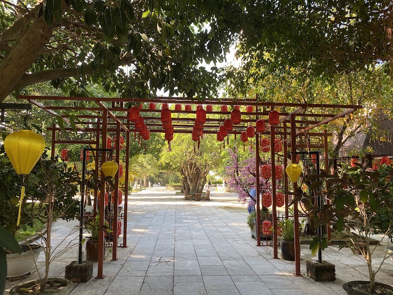 Cổng Chùa Linh Ứng - Cổng Chùa Linh Ứng, 472H+435 Vườn Lâm Tỳ Ni, Hoàng Sa, Sơn Trà, Đà Nẵng, Vietnam