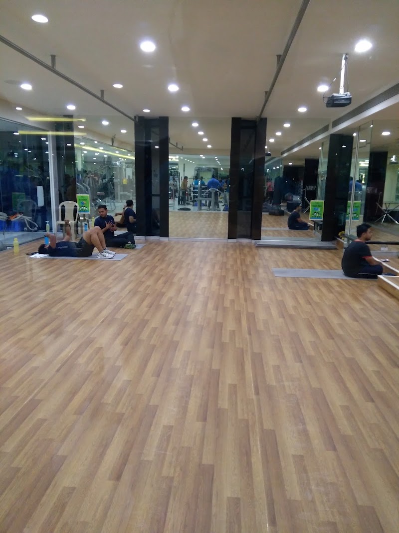 Urbounce Gym Baner Pashan | Premium Fitness Gym with Zumba, Yoga, Sauna & Personal Training - Urbounce Gym Baner Pashan | Premium Fitness Gym with Zumba, Yoga, Sauna & Personal Training, 3rd Floor, HQ2R+5F7, Baner - Pashan Link Rd, near HDFC Bank, Pashan, Pune, Maharashtra 411021, India