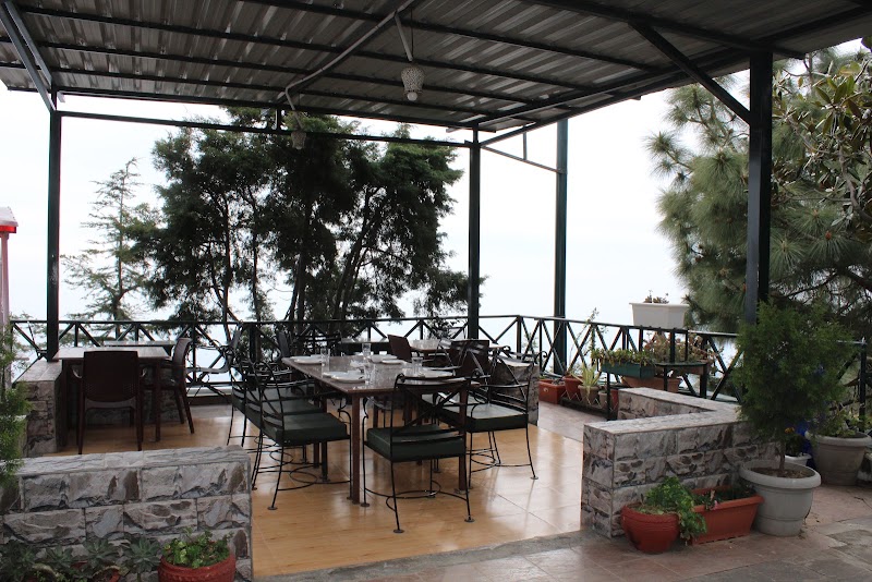 Hotel Birds View - Hotel Birds View Shiv Parbat, Old, Parwanoo Kasauli Rd, Kasauli, Himachal Pradesh 173204, India
