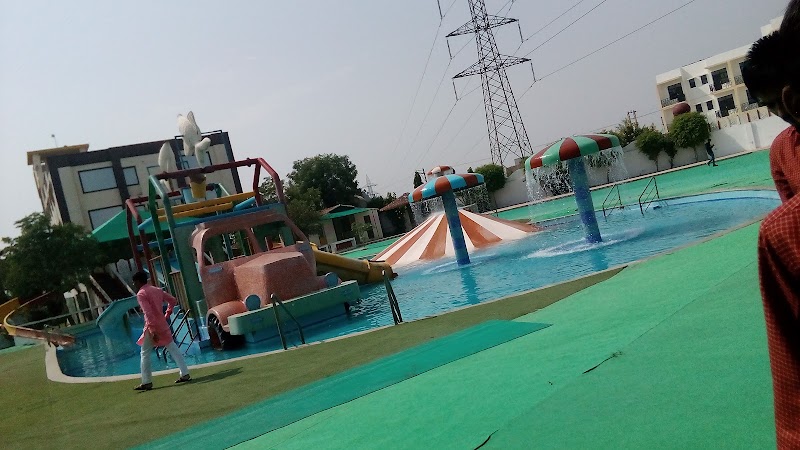 The Fun Park - The Fun Park 6QMG+CRM, Balsamand Rd, Marval City, Professor Colony, Hisar, Bir Hisar, Haryana 125005, India