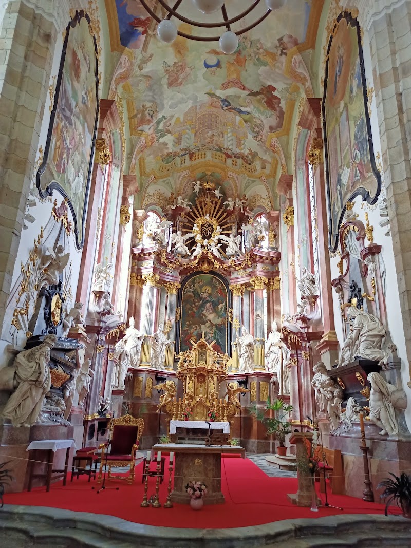 Zlatá koruna Monastery - Zlatá koruna Monastery, Zlatá Koruna 1, 382 02 Zlatá Koruna, Czechia