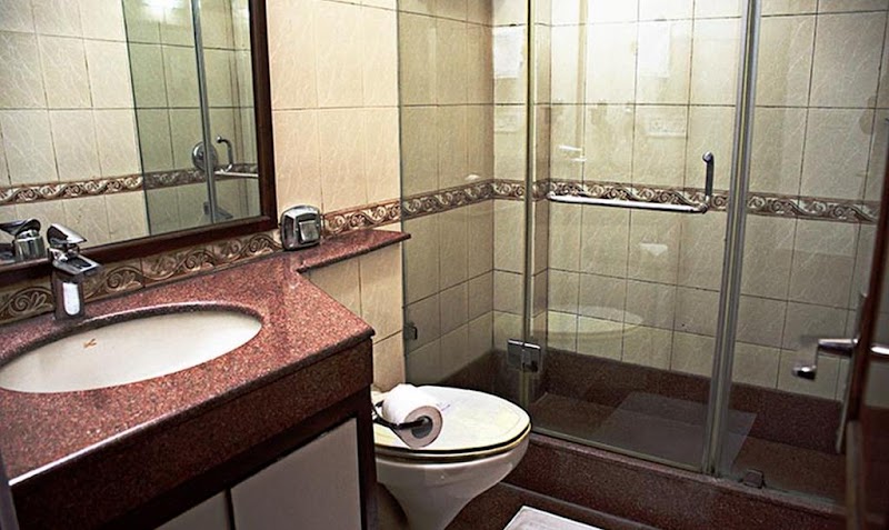 Hotel Windsor Castle - Hotel Windsor Castle 66, Jacaranda Marg, DLF Phase 2, Sector 25, Gurugram, Haryana 122002, India