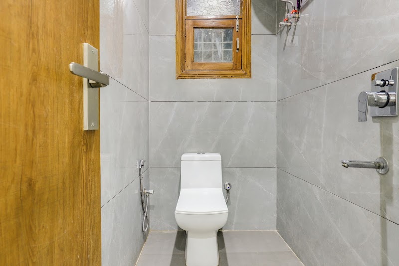 Vale Stays - Vale Stays 3, 89, Street Number 9, Mahavir Enclave I, Mahavir Enclave Part 1, Mahavir Enclave, New Delhi, Delhi, 110045, India
